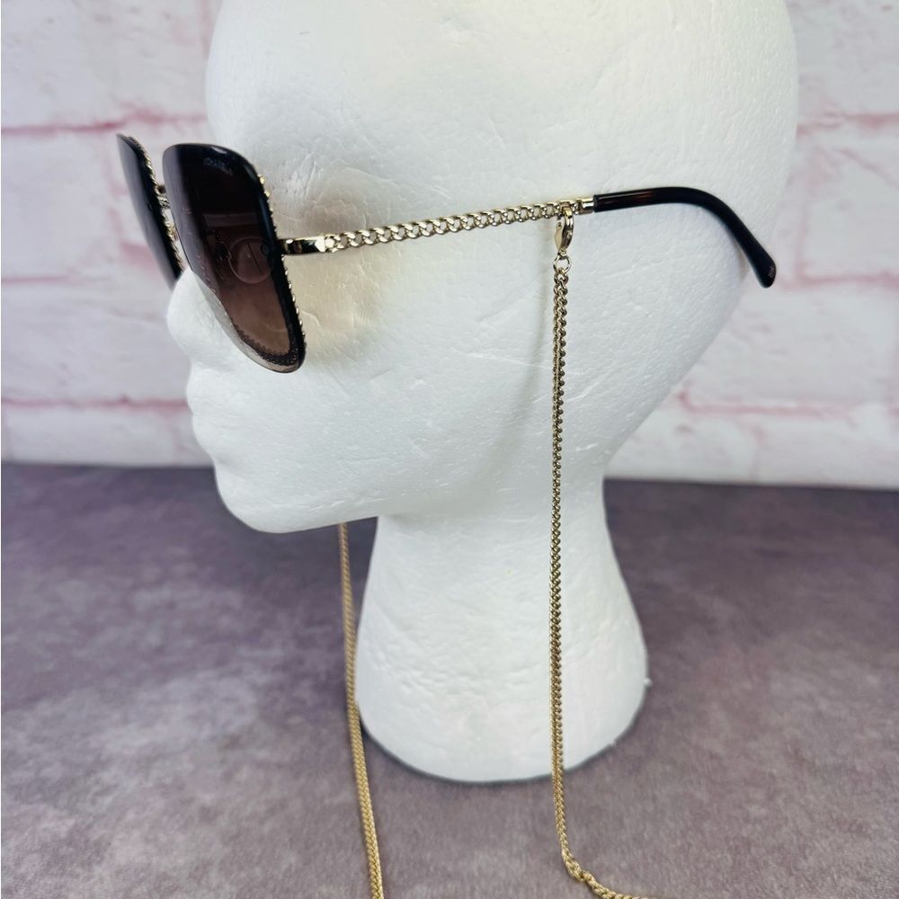 Chanel Square Sunglasses with CC Chain 4244 - Picture 5 of 16